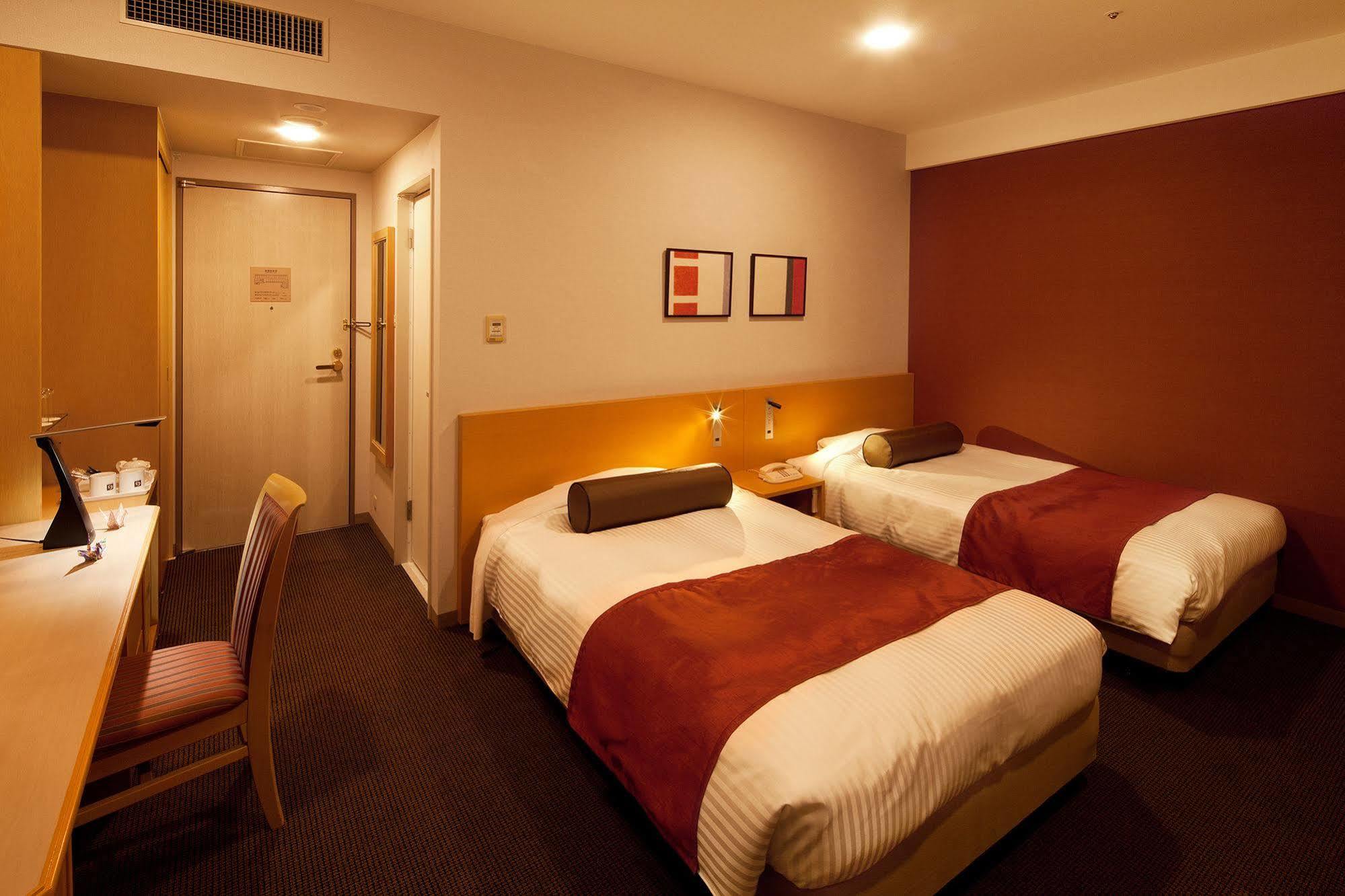 Ueda Tokyu Rei Hotel Esterno foto